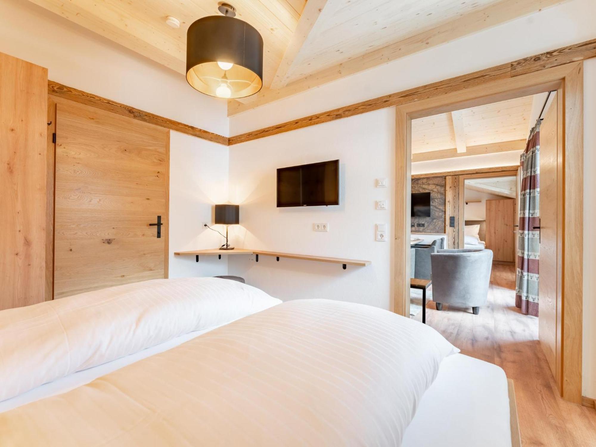 Falken Suites Top 7 Kaprun Eksteriør billede