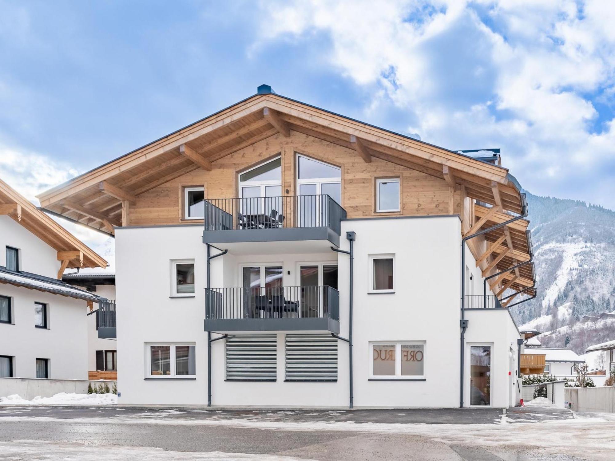 Falken Suites Top 7 Kaprun Eksteriør billede